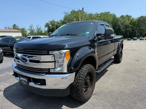 Used 2017 Ford F250 XL w/ Power Equipment Group AWD/4WD image 2