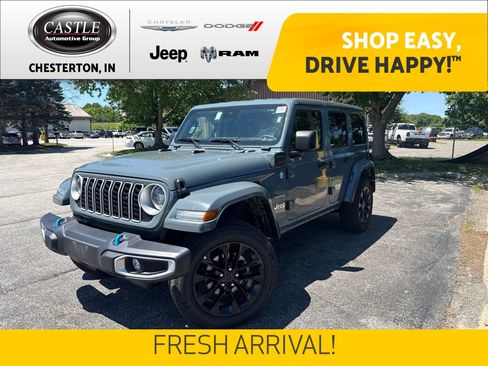 Used 2024 Jeep Wrangler Unlimited Sahara AWD/4WD image 1