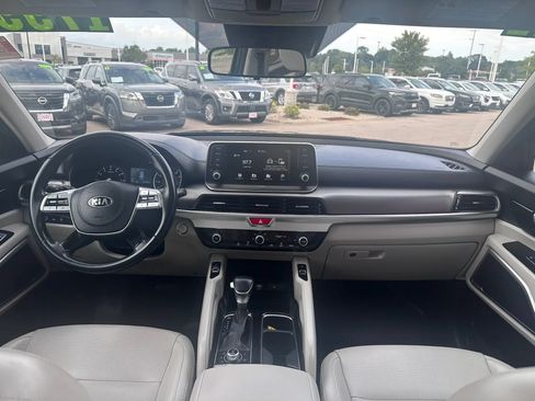 Used 2021 Kia Telluride S AWD/4WD image 14