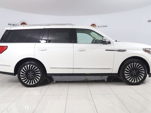 Used 2020 Lincoln Navigator Black Label AWD/4WD image 2