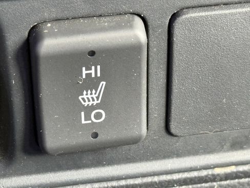 Used 2012 Honda Ridgeline RTL image 17