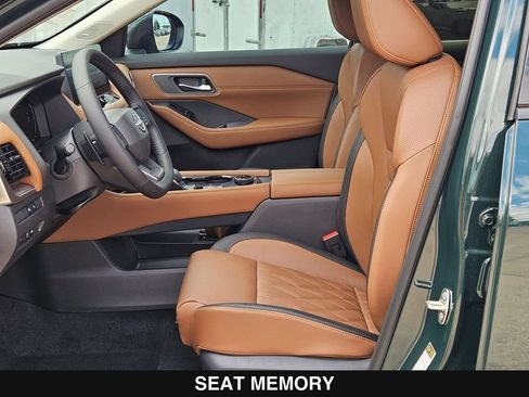 New 2026 Nissan Rogue Platinum AWD/4WD image 11