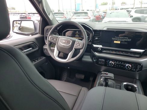 New 2026 GMC Sierra 1500 SLT w/ SLT Premium Package image 8