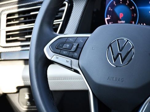 New 2026 Volkswagen Atlas Cross Sport SEL Premium R-Line image 22