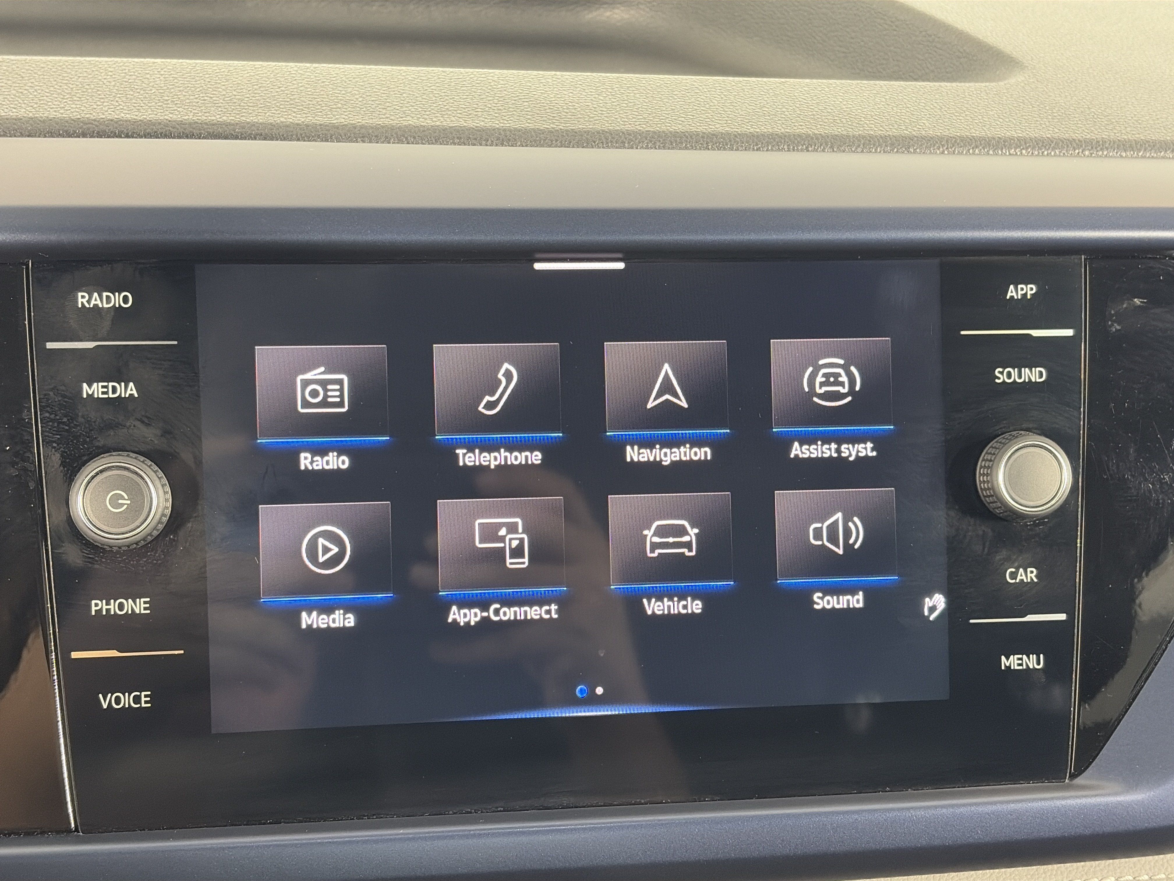 Used 2024 Volkswagen Taos SE FWD image 18