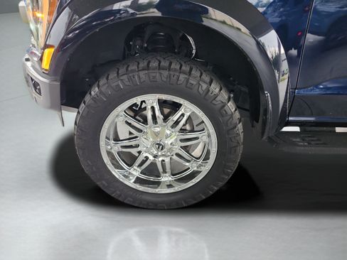 Used 2022 Ford F150 Raptor w/ Equipment Group 801A High AWD/4WD image 9