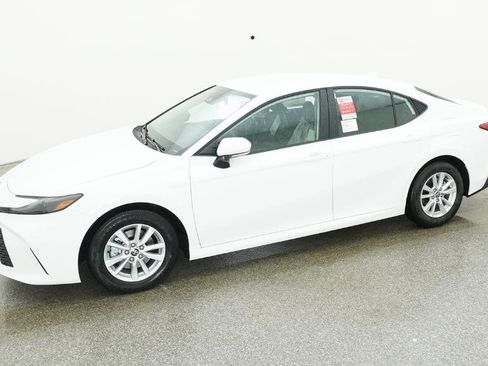 New 2026 Toyota Camry LE FWD image 5