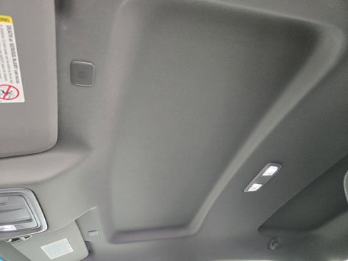 Used 2022 GMC Sierra 2500 SLE w/ SLE Convenience Package image 27