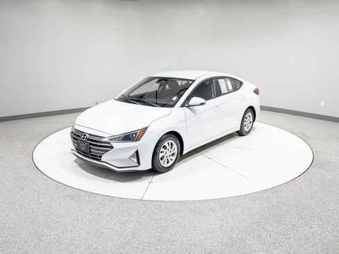 Used 2020 Hyundai Elantra SE w/ Cargo Package (C1) image 32