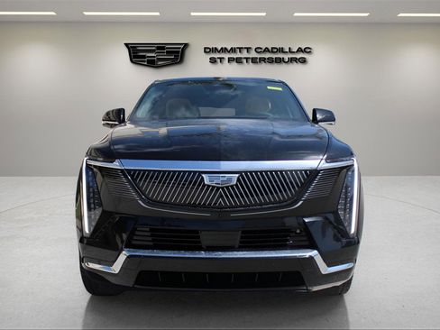 New 2025 Cadillac Escalade IQ Luxury 2 image 8