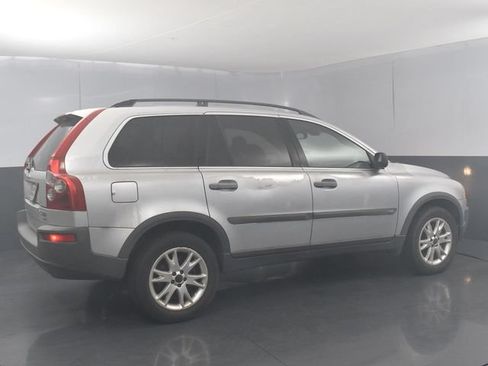 Used 2004 Volvo XC90 2.5T AWD/4WD image 3