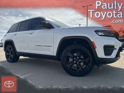 Used 2022 Jeep Grand Cherokee Altitude
