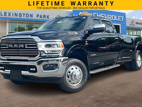 Used 2022 RAM 3500 Laramie AWD/4WD image 12