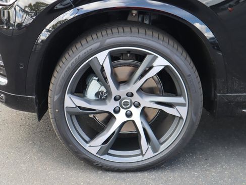 Certified 2024 Volvo XC90 B6 Ultimate image 20