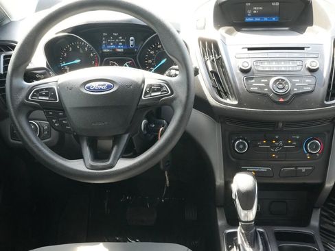 Used 2018 Ford Escape S image 5