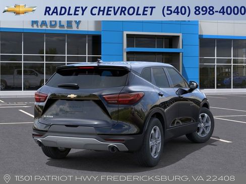 New 2026 Chevrolet Blazer LT image 4