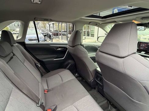 Used 2019 Toyota RAV4 XLE w/ Convenience Package AWD/4WD image 20