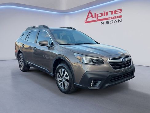 Used 2021 Subaru Outback Premium image 7