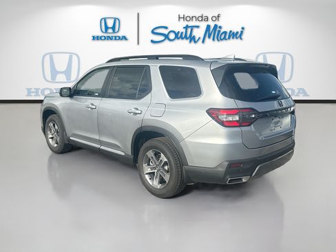 New 2026 Honda Pilot EX-L image 5