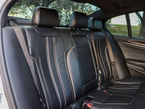 Used 2018 BMW 530e image 19