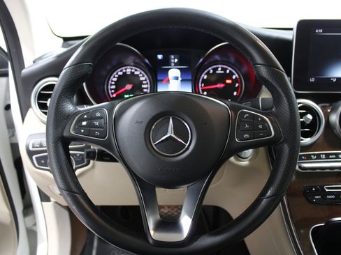 Used 2018 Mercedes-Benz GLC 300 image 9