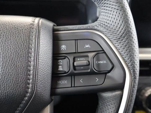 New 2025 Toyota Tacoma TRD Off-Road AWD/4WD image 18