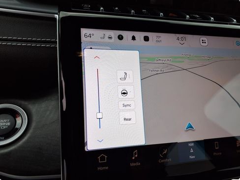 Used 2023 Jeep Grand Cherokee L Limited image 19