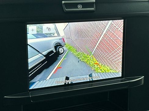 Used 2025 Ford F250 XLT image 16