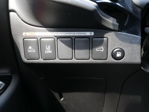Used 2019 Mitsubishi Outlander GT AWD/4WD image 25