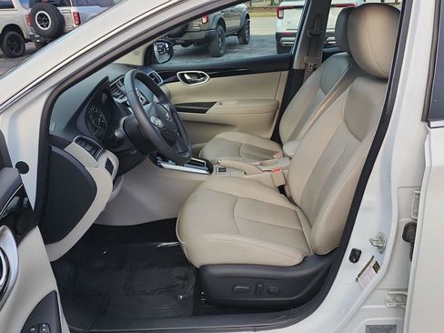 Used 2017 Nissan Sentra SL image 12