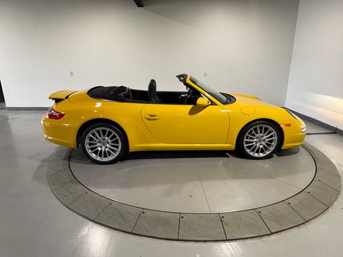 Used 2006 Porsche 911 Carrera RWD image 23