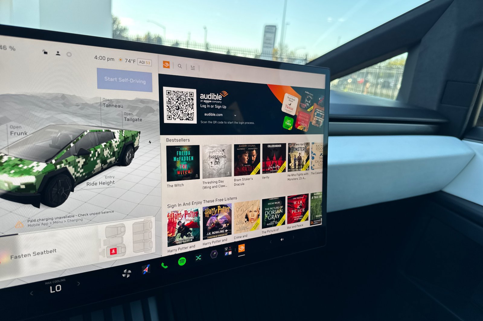 Used 2024 Tesla Cybertruck AWD Crew Cab image 49