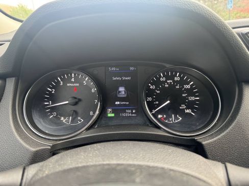 Used 2018 Nissan Rogue S AWD/4WD image 15