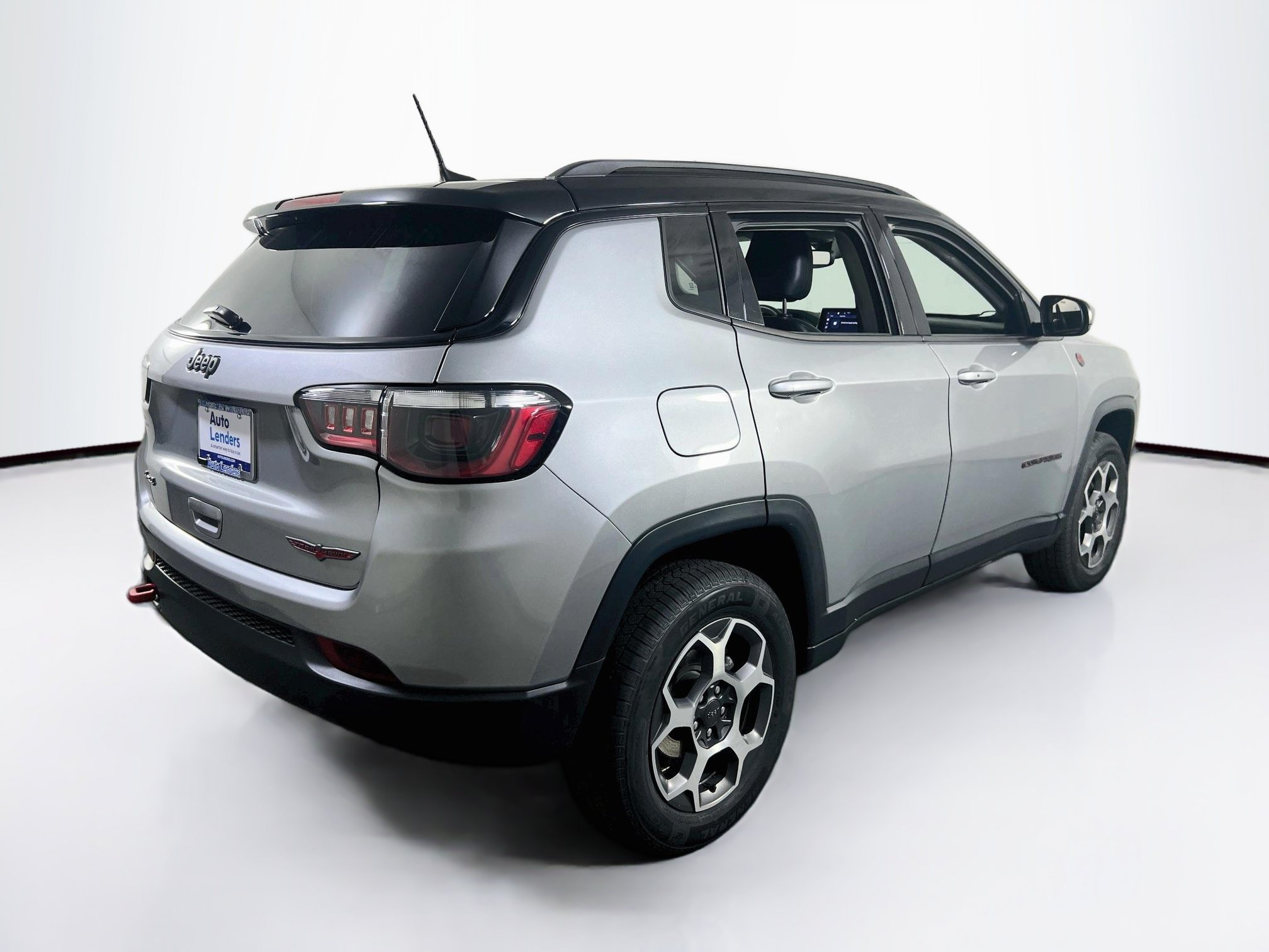Used 2022 Jeep Compass Trailhawk AWD/4WD image 5