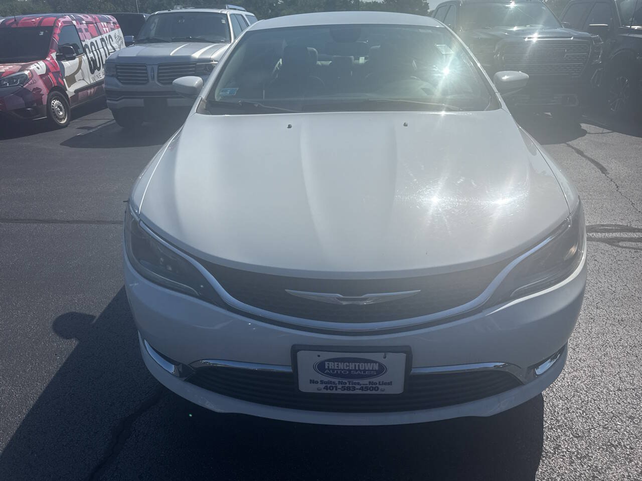 Used 2017 Chrysler 200 Limited Platinum FWD image 9
