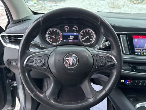 Used 2020 Buick Enclave Essence image 31