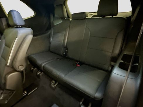 Used 2025 Buick Enclave Preferred image 30