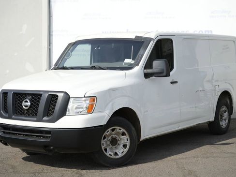 Used 2016 Nissan NV 1500 SV RWD image 2