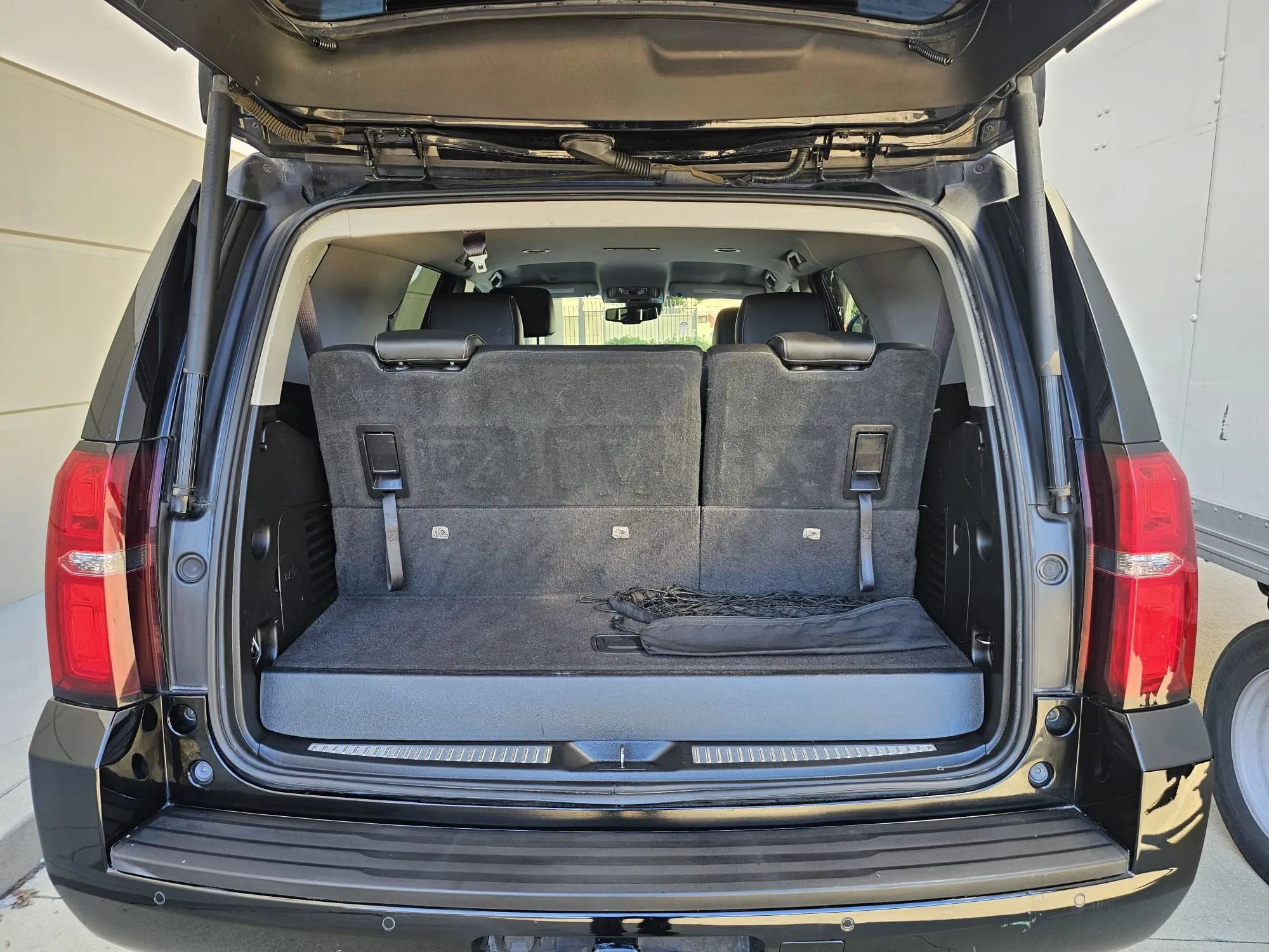 Used 2017 Chevrolet Tahoe LT w/ Z71 Midnight Edition AWD/4WD image 19