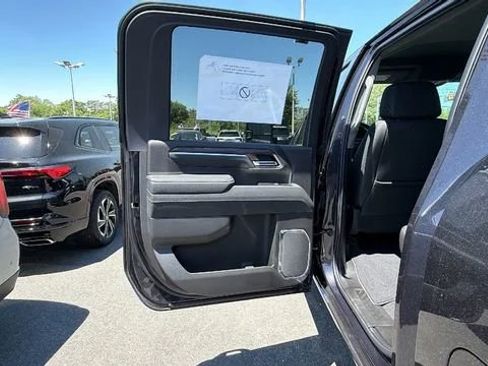 New 2026 GMC Sierra 2500 SLT w/ LPO, Black Badging Package AWD/4WD image 31