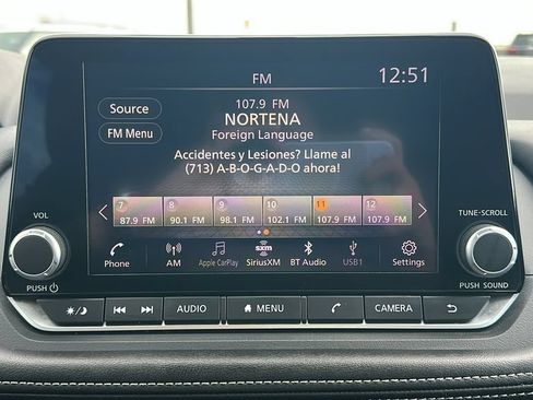 Used 2025 Nissan Rogue SV FWD image 24