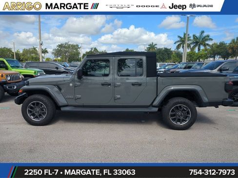 Used 2022 Jeep Gladiator Overland w/ Popular Equipment Package AWD/4WD image 9