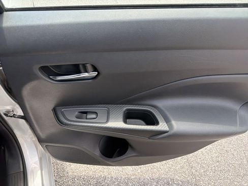 Used 2024 Nissan Versa SV FWD image 24