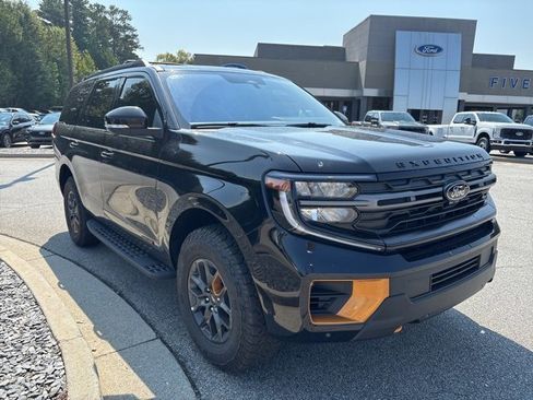 New 2025 Ford Expedition Tremor image 2