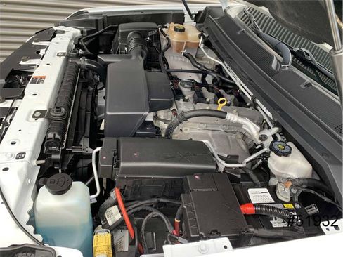 Used 2022 Chevrolet Colorado LT w/ Fleet Safety Package image 12