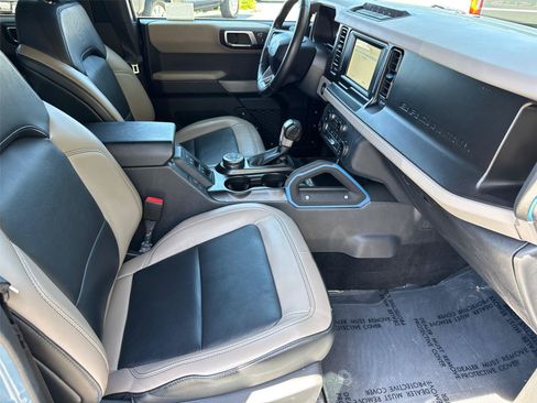 Certified 2022 Ford Bronco Wildtrak AWD/4WD image 16