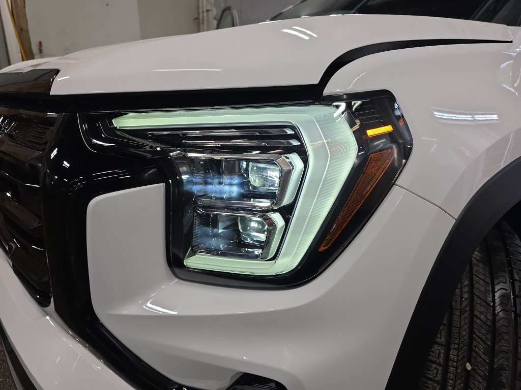 New 2027 GMC Terrain Elevation w/ Elevation Premium Package AWD/4WD image 29