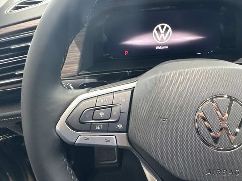 New 2026 Volkswagen Atlas SEL Premium R-Line AWD/4WD image 16