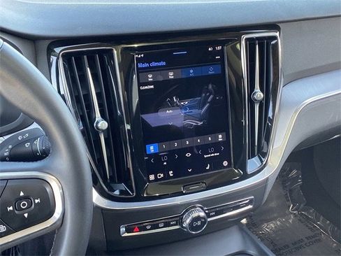 Certified 2023 Volvo S60 B5 Core w/ Climate Package image 32