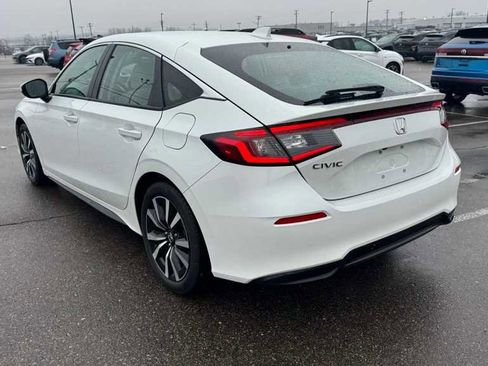 Used 2023 Honda Civic EX-L image 6